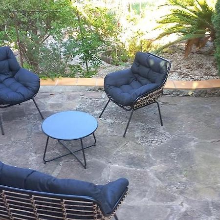 Appartement Et Sa Grande Terrasse En Rez De Jardin 생타굴프 외부 사진