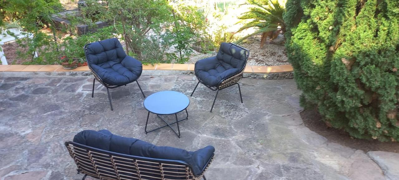 Appartement Et Sa Grande Terrasse En Rez De Jardin 생타굴프 외부 사진