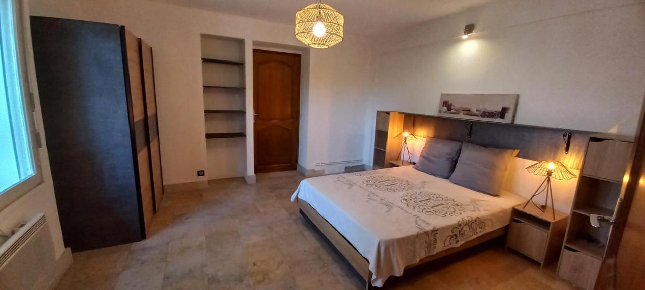 Appartement Et Sa Grande Terrasse En Rez De Jardin 생타굴프 외부 사진